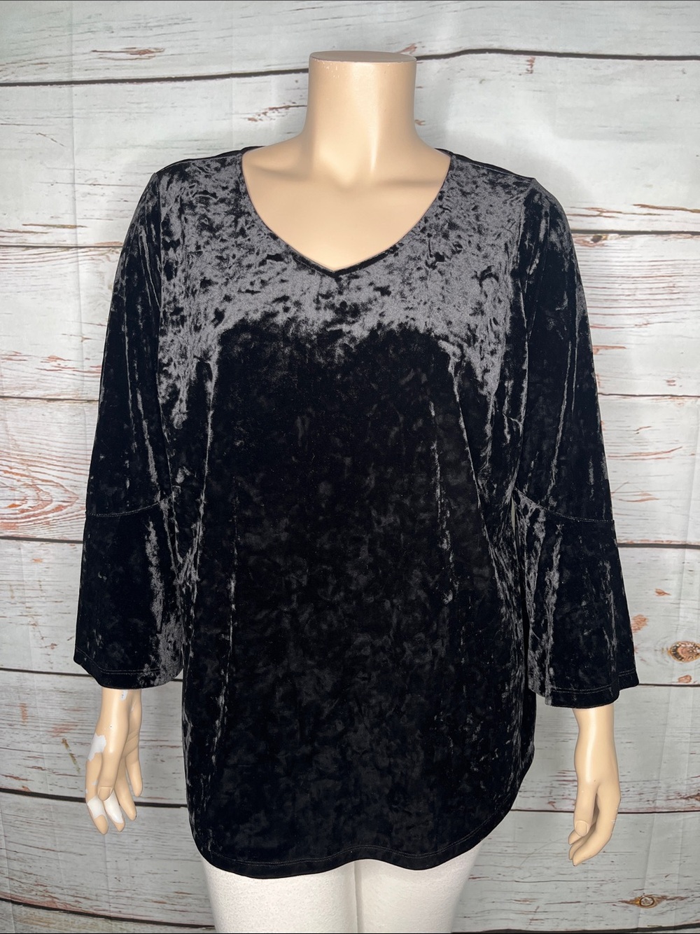 Isaac Mizrahi Live! Size 2X Black Crushed Velvet Bell Sleeve Blouse Top
